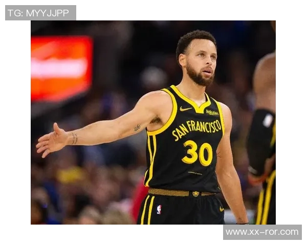 迪文赞库里赛季首日体型完美水花自律令人惊叹